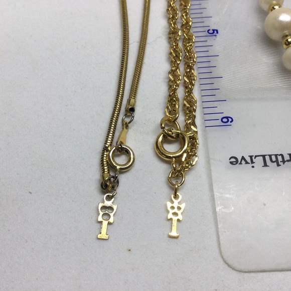 9 piece Lot of Trifari Jewelry Necklace Earrings Crown Patent Pending Hangtags - Picture 11 of 12